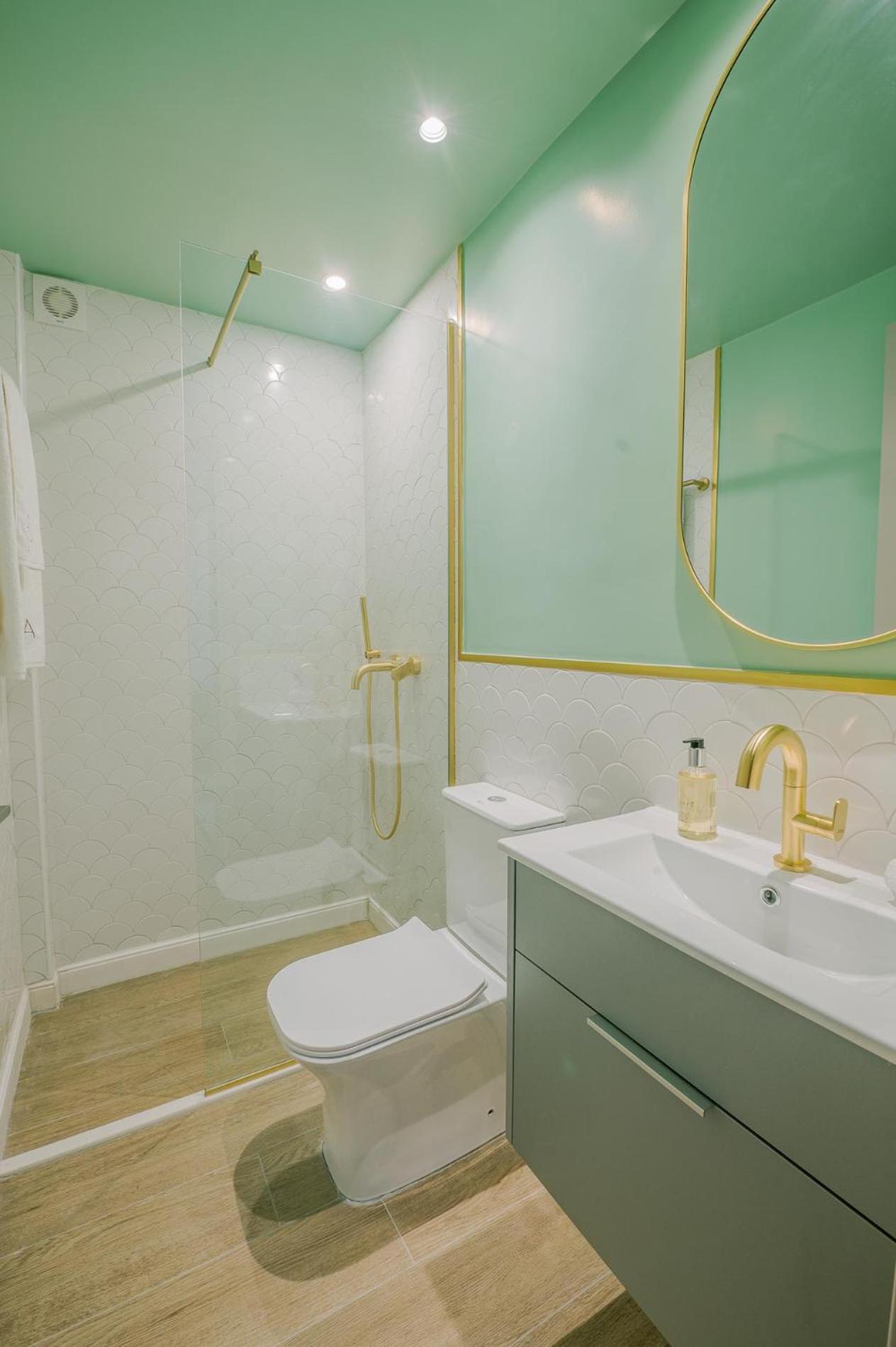 Hama Luxury Seaside Apartments Corinth Экстерьер фото